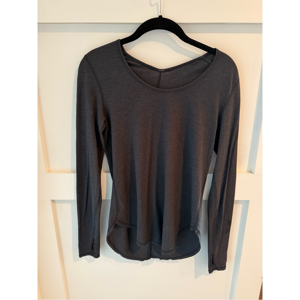 Lululemon Athletica Charcoal Long Sleeve Top